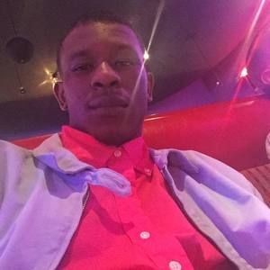 Meet your Posher, Carlos